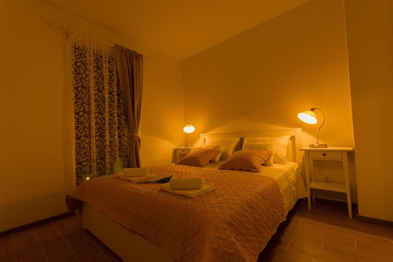 Villa La Veliki Drvenik Phòng bức ảnh