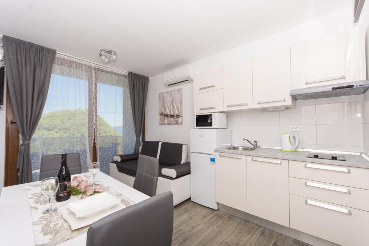 Villa La Veliki Drvenik Phòng bức ảnh