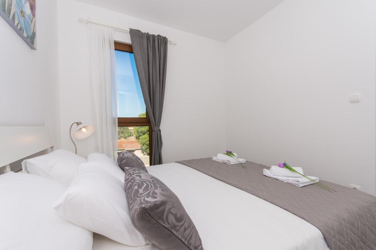 Villa La Veliki Drvenik Phòng bức ảnh